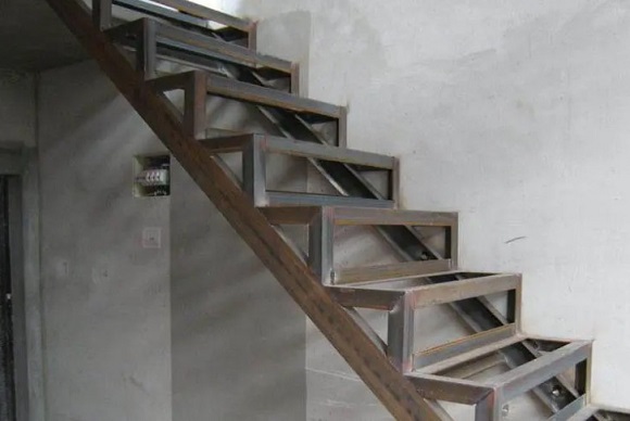钢结构楼梯 钢结构楼梯制作安装