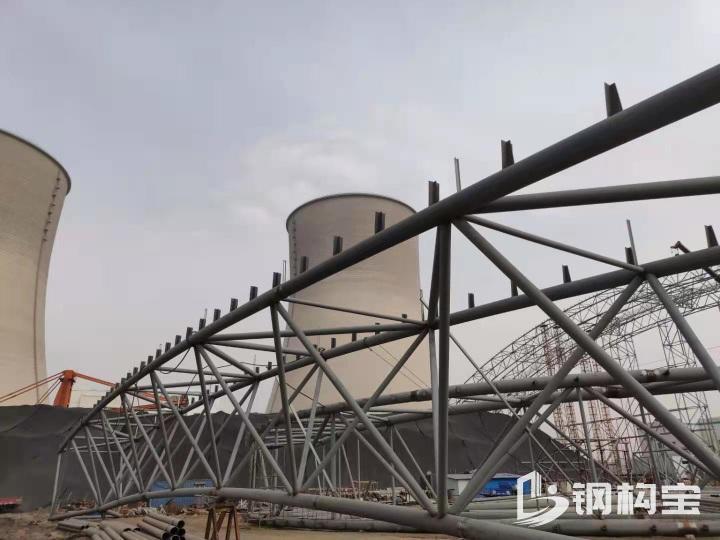 专业加工生产大跨度钢结构拉锁管桁架煤棚