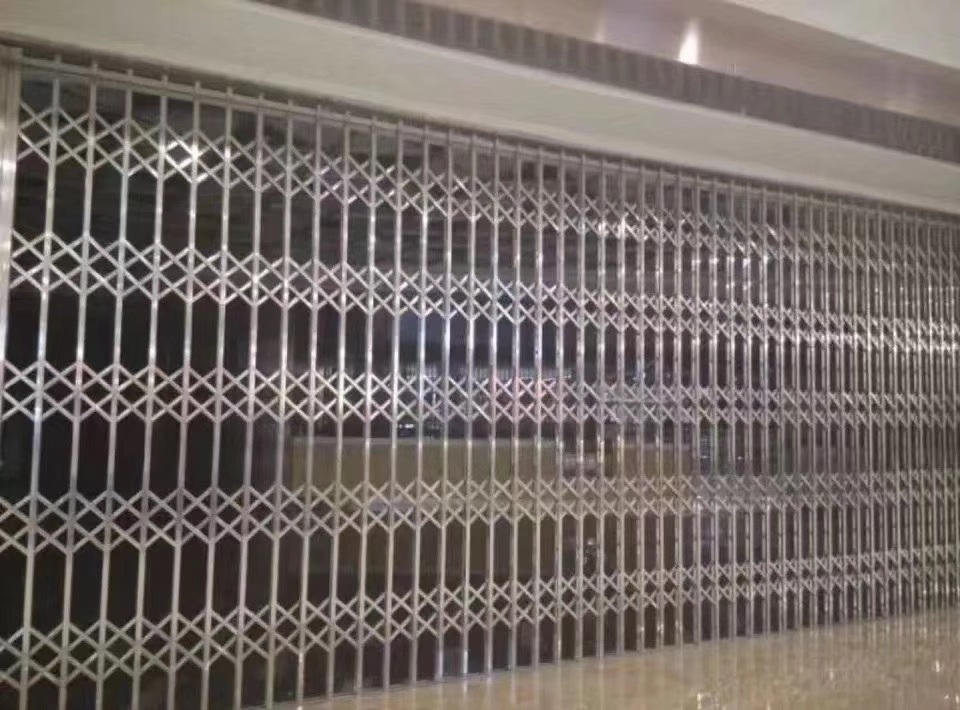 粤智贤卷闸门厂