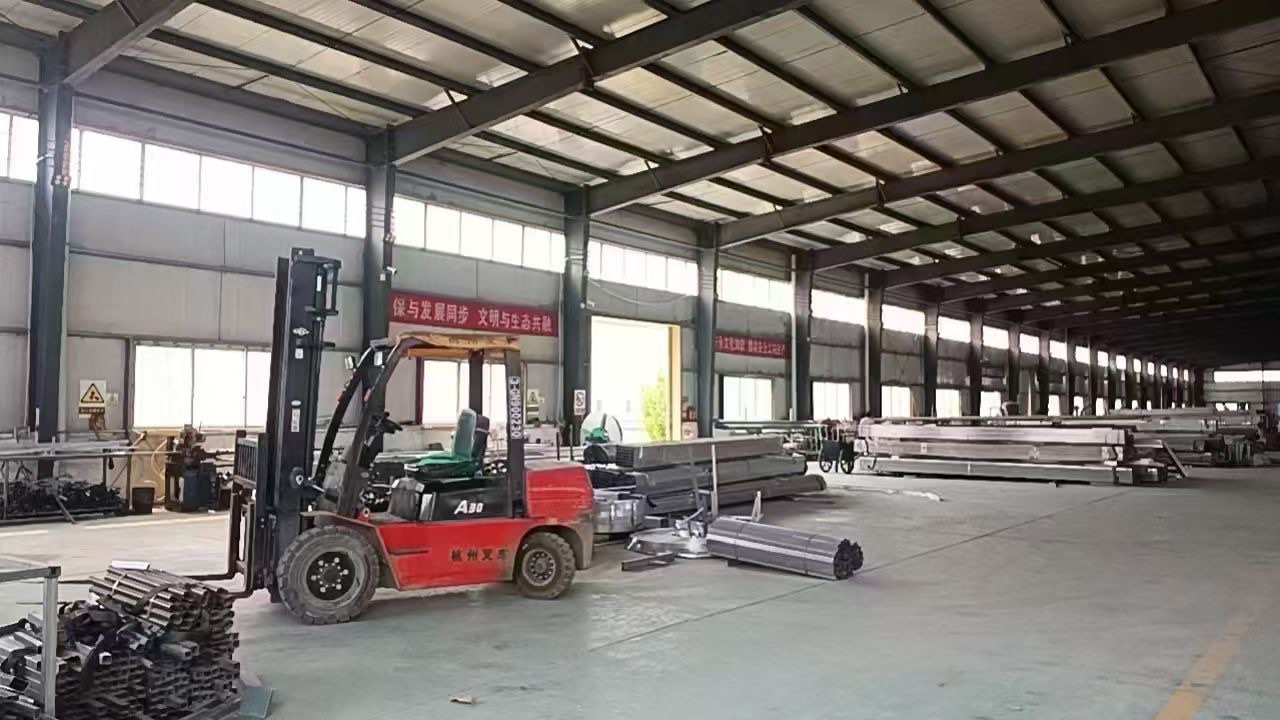 出售30米无中柱库房