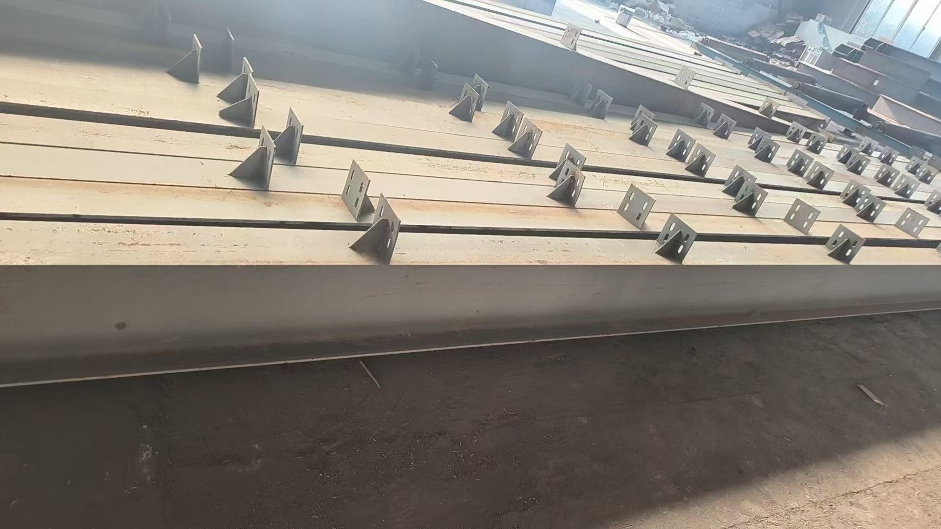 精品航车房