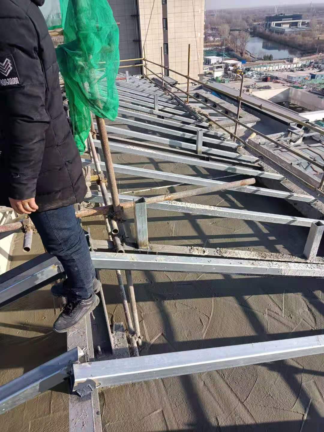 项目名称:北京通州屋面钢结构安装