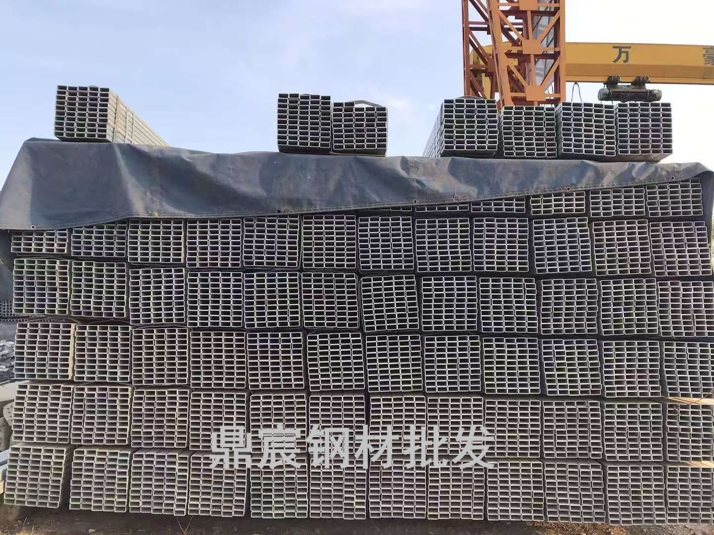 镀锌钢材规格齐全，现货批发。北上广均有库房