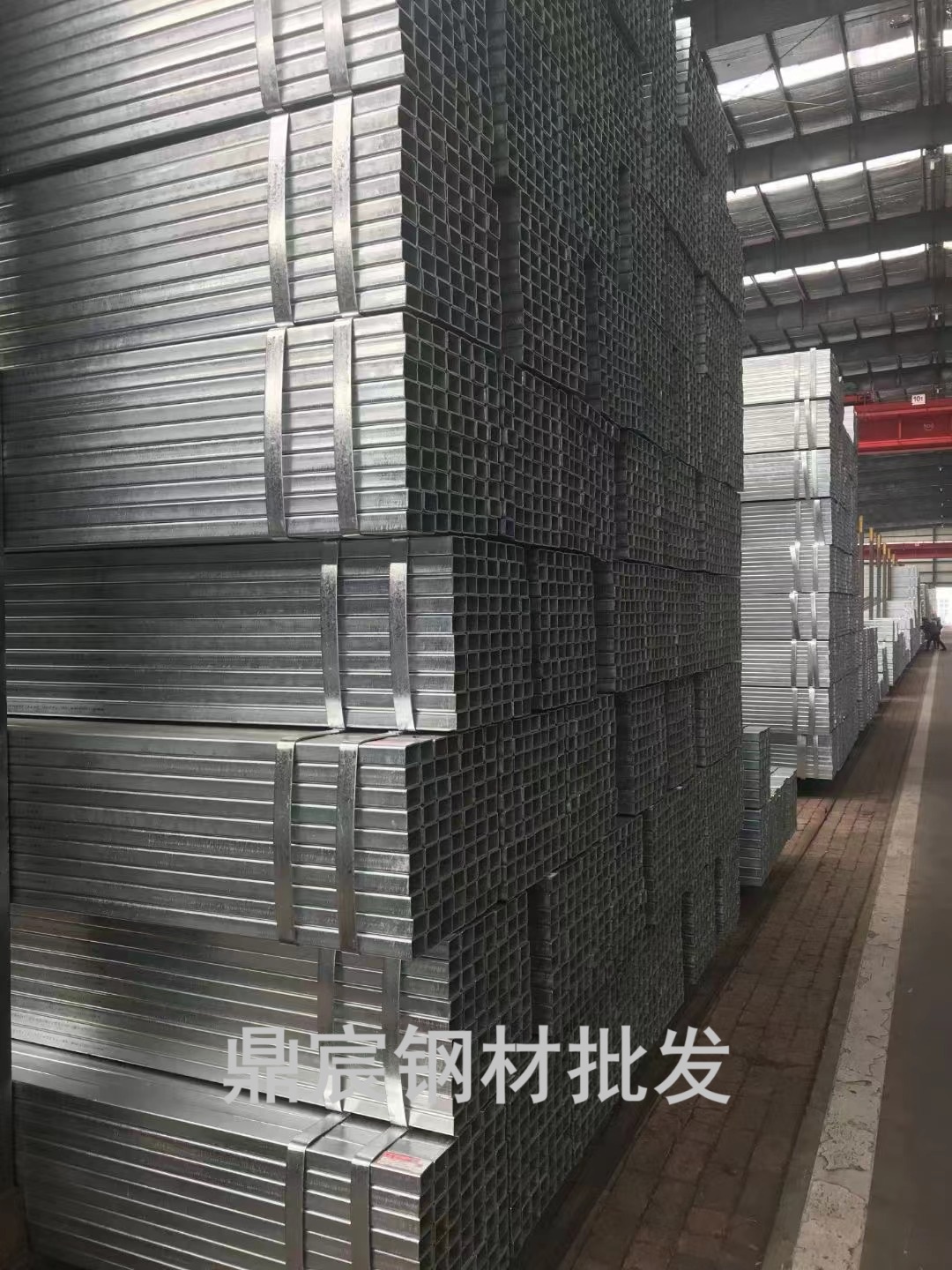 镀锌钢材规格齐全，现货批发。北上广均有库房