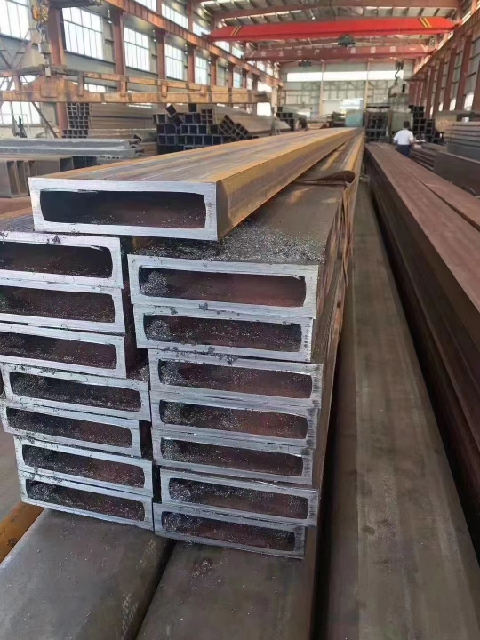 天津大邱庄钢材生产基地终端厂家新上锌铝镁卷板，价格疯涨中