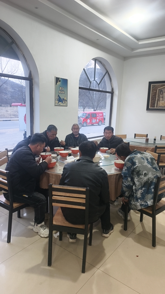 陕北地区有大量劳力资源，有需要的老板联系