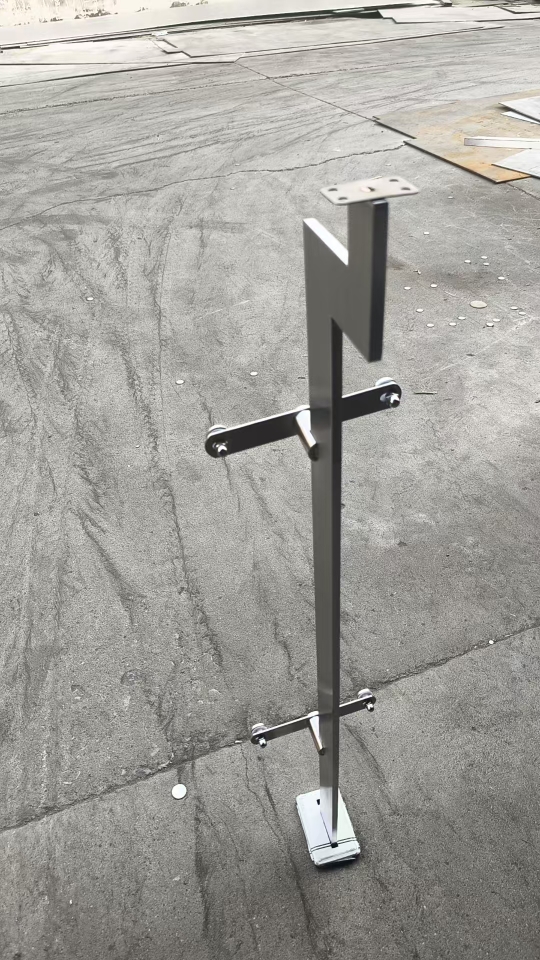 不锈钢立柱