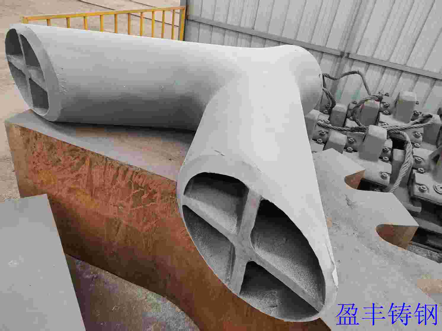 桁架桥铸钢件节点